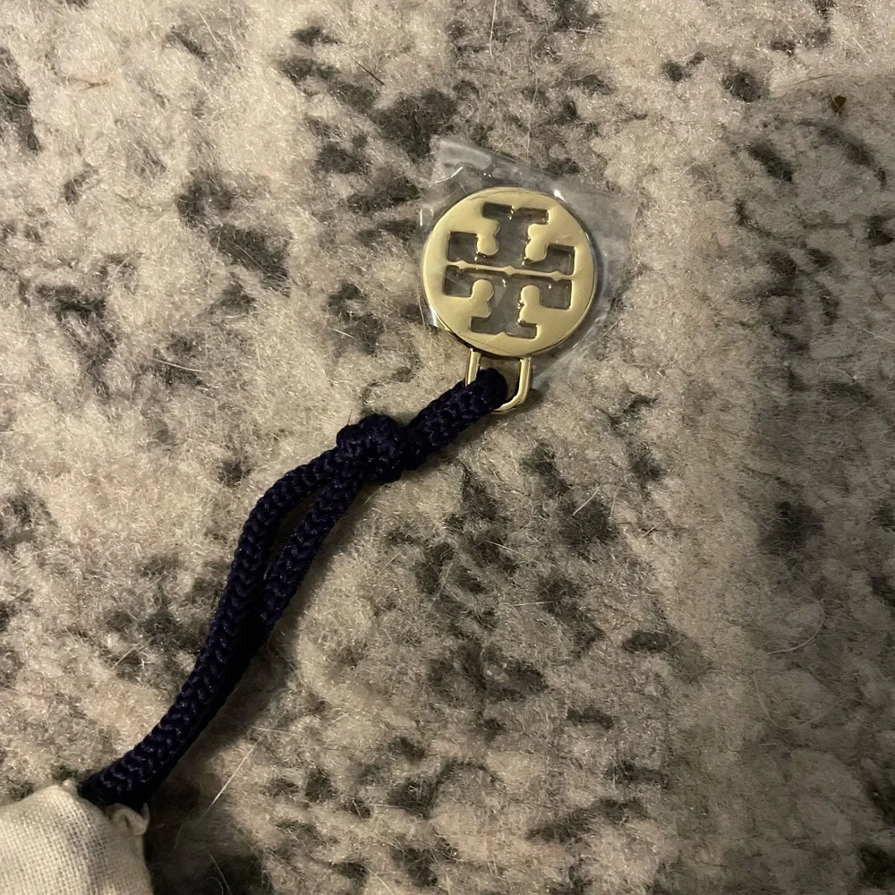 Tory Burch keep your